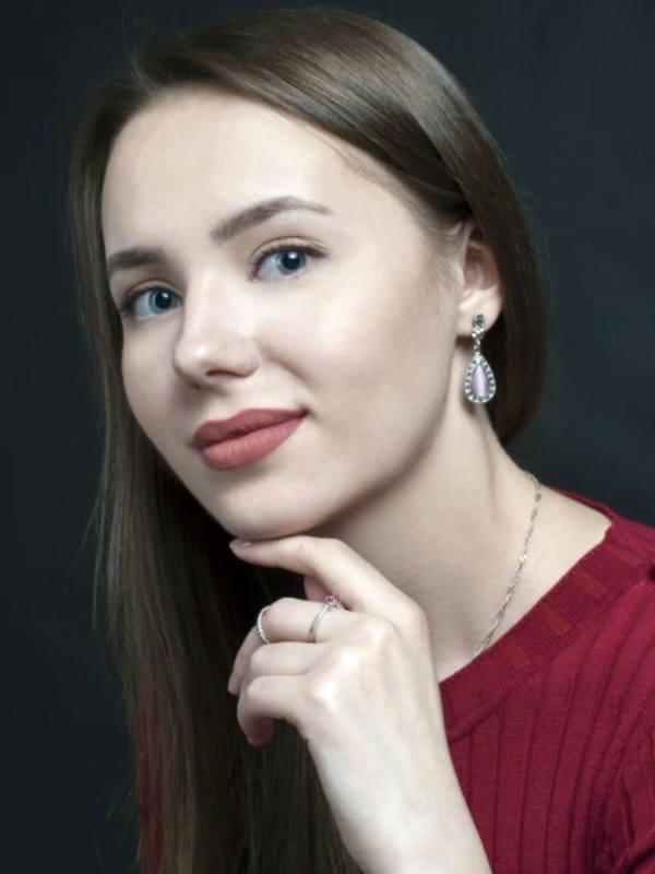 Носарева Лариса Ивановна.